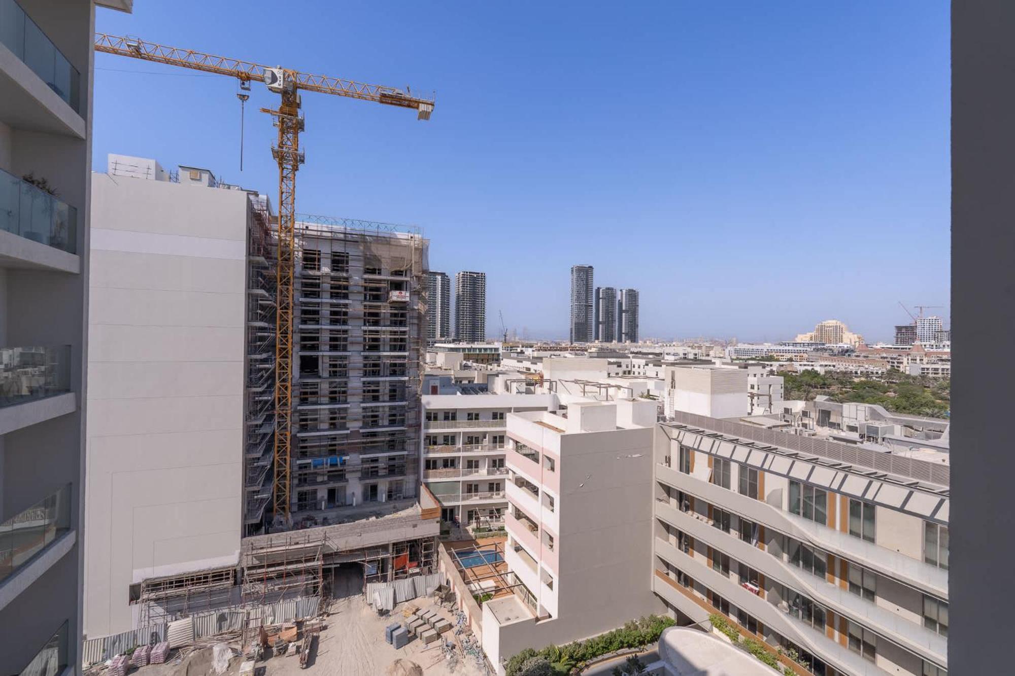Apartment Indulge In Peace In In Jvc That Sleeps 2