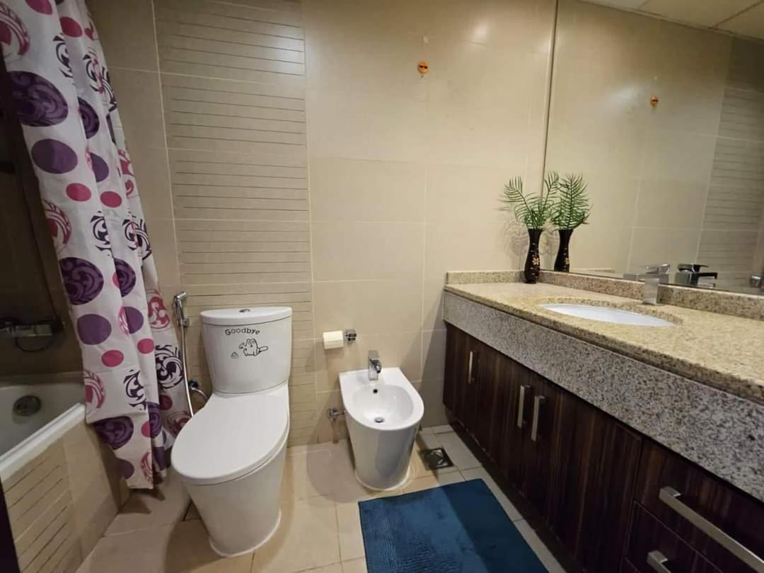 Apartment Stunning - High Floor - Canal View - Goldcrest Exectutive Tower *