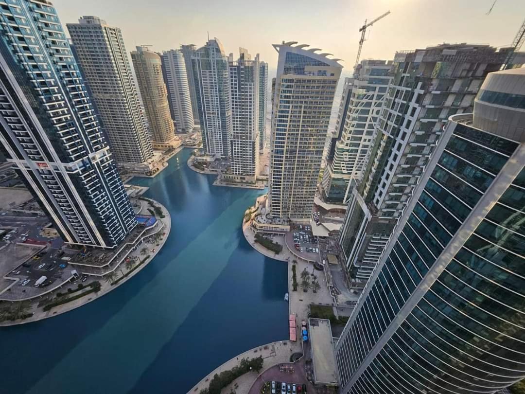 Stunning - High Floor - Canal View - Goldcrest Exectutive Tower