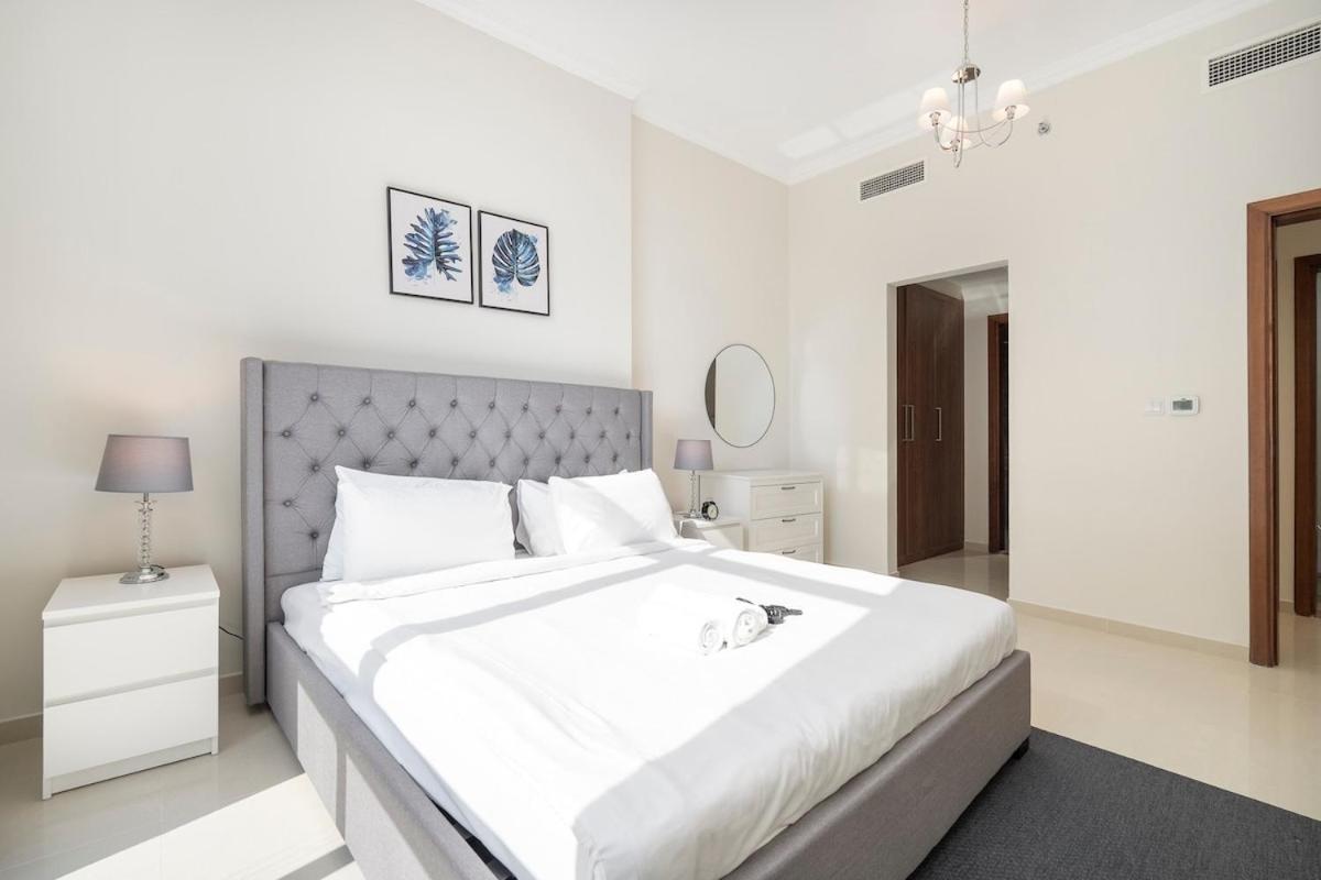 Sophisticated 1br Near Burj Khalifa Dubai