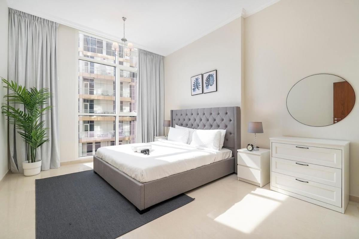 Sophisticated 1br Near Burj Khalifa