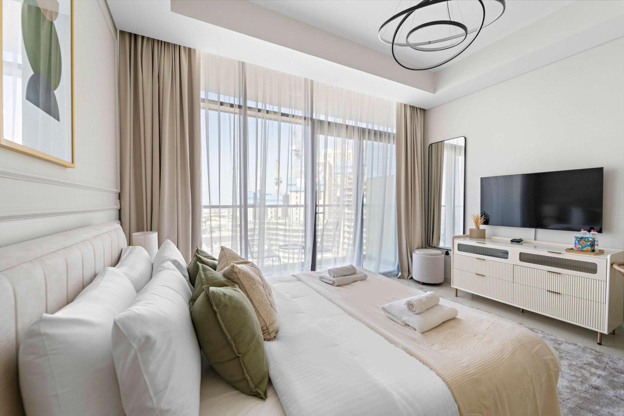 Silkhaus New Modern In New Tower At Business Bay