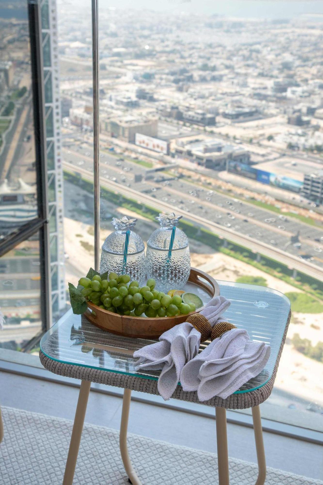 Frank Porter - Tower 1 Dubai