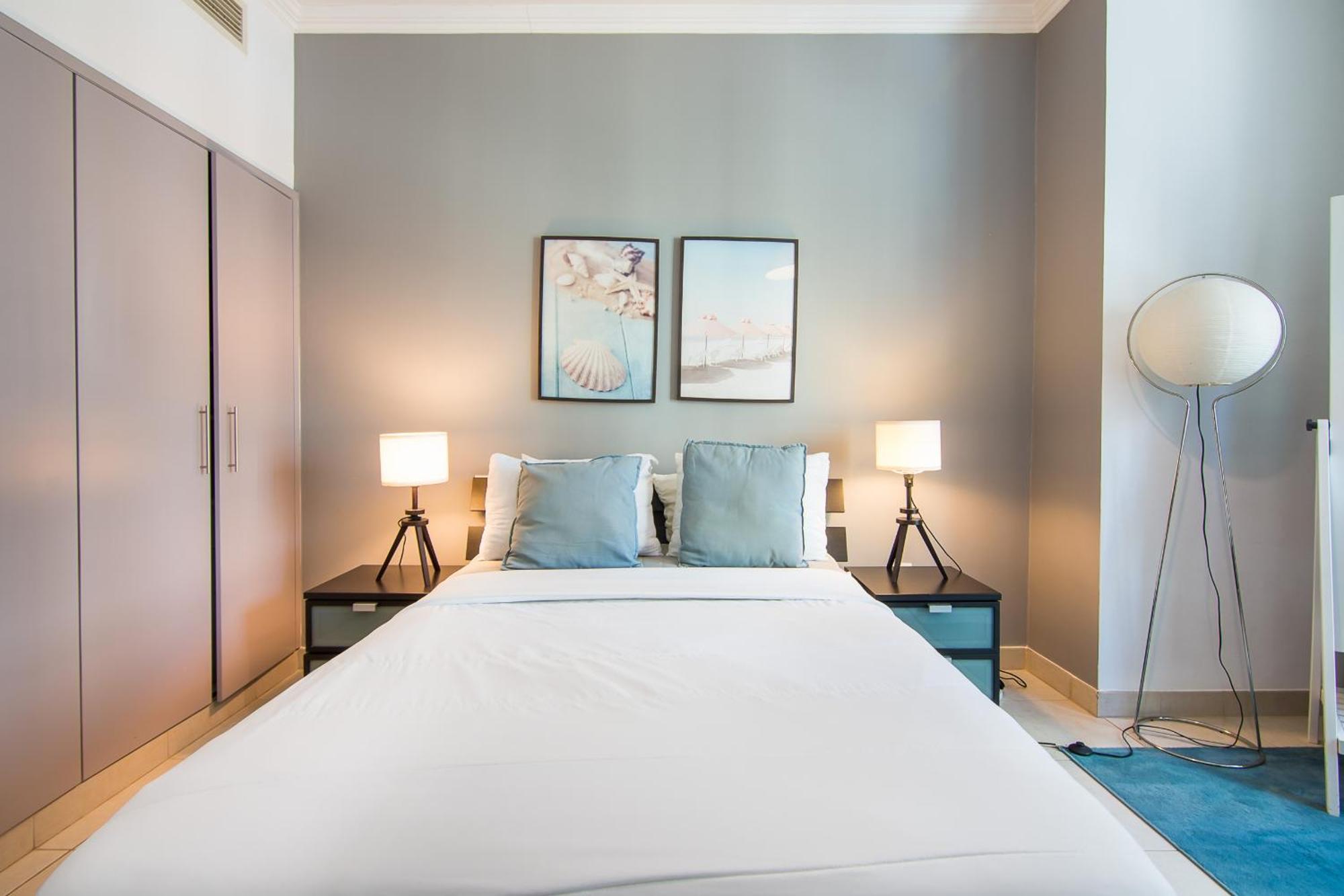 Marina Quays West-charming 1-br Retreat In The Heart Of Marina Apartment Dubai