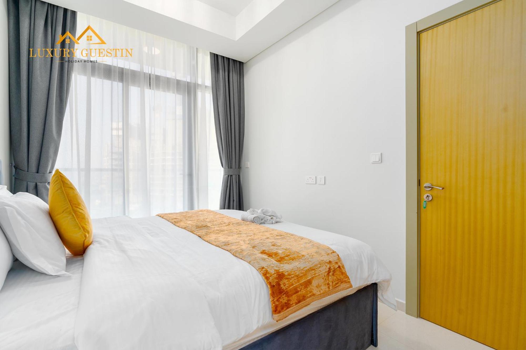 Elegant 2-br With Canal & Views Pool Amenities *