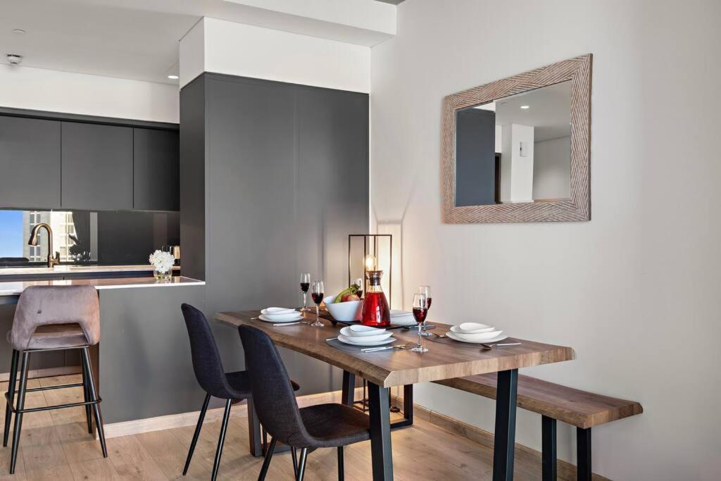 First Class 1br Stylish & Classy Difc Escape Apartment *