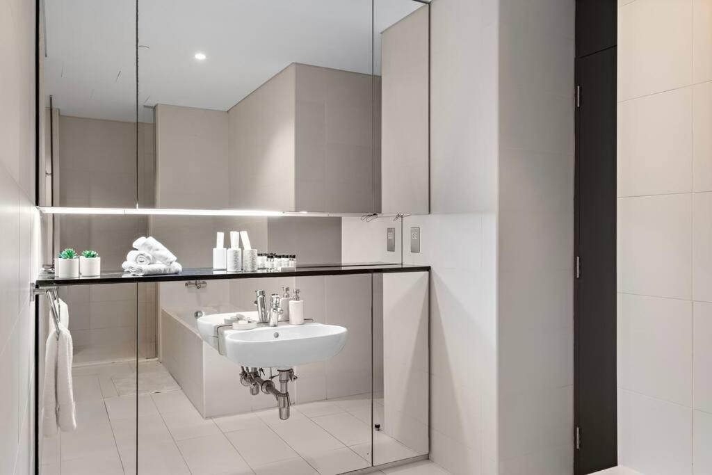 First Class 1br Stylish & Classy Difc Escape Apartment
