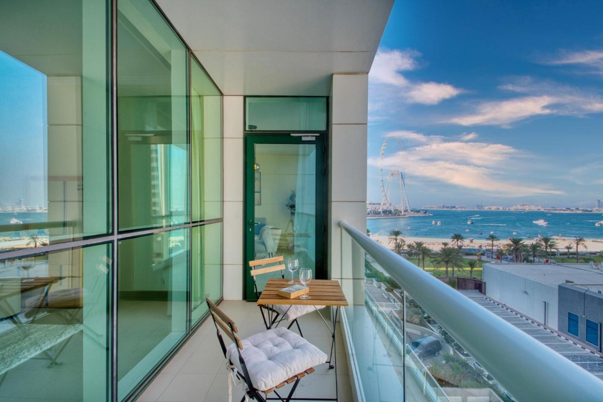 Apartment Beachy Getaway In Jbr With Private Access Dubai