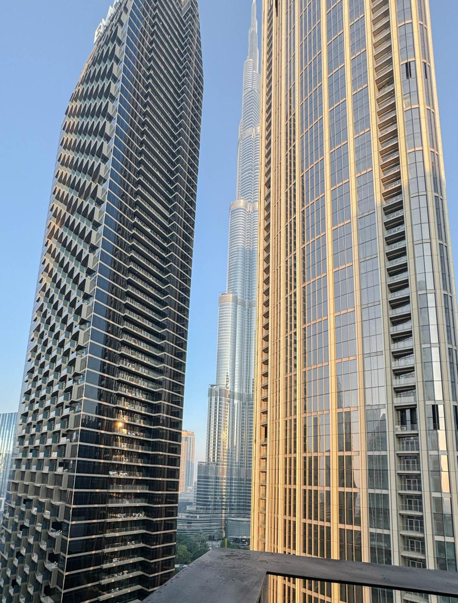 Downtown Burj Khalifa & Fountains Views 10 Min Walking To Mall - Stand Point Tower Apartment *