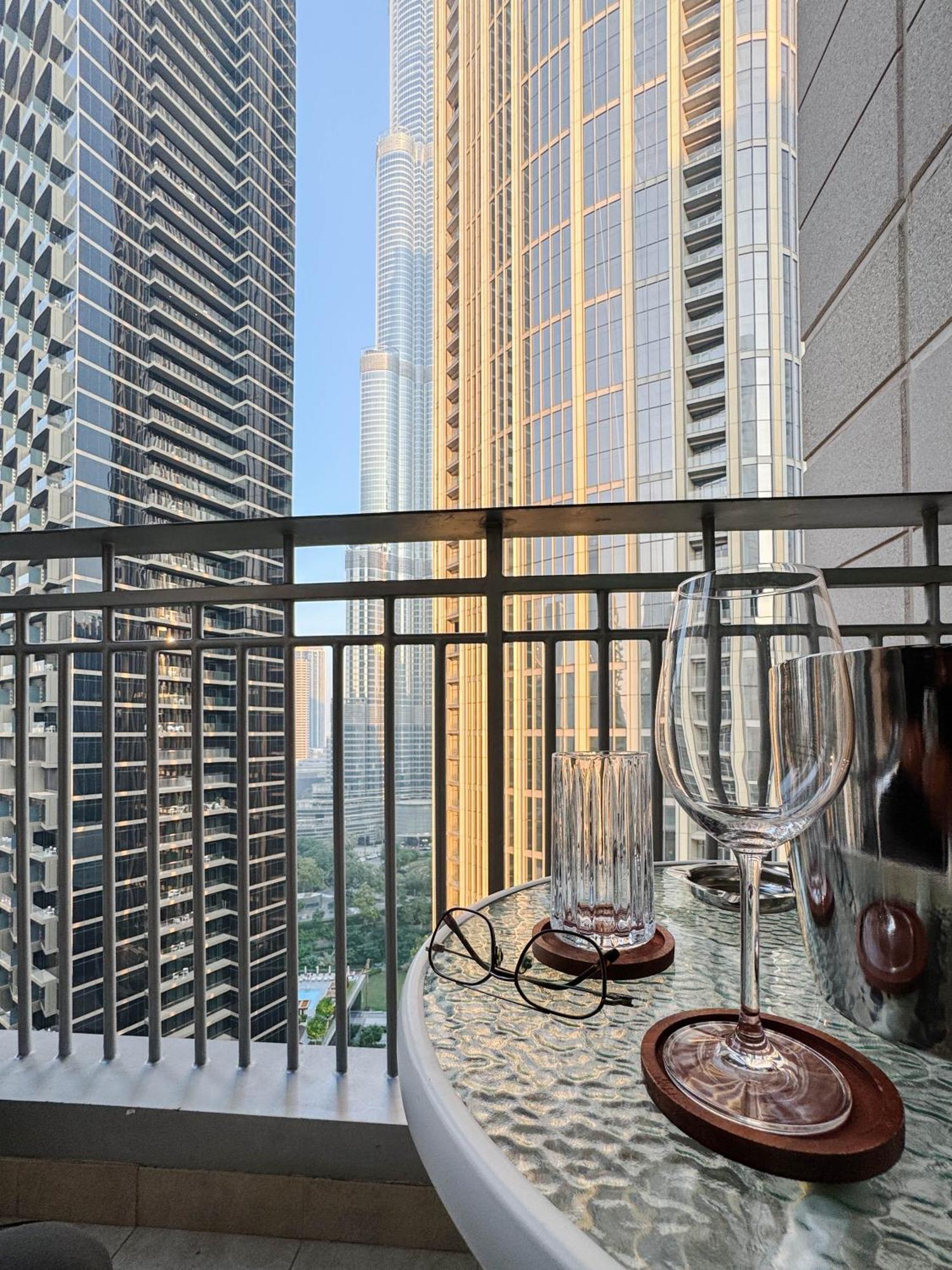 Downtown Burj Khalifa & Fountains Views 10 Min Walking To Mall - Stand Point Tower Dubai