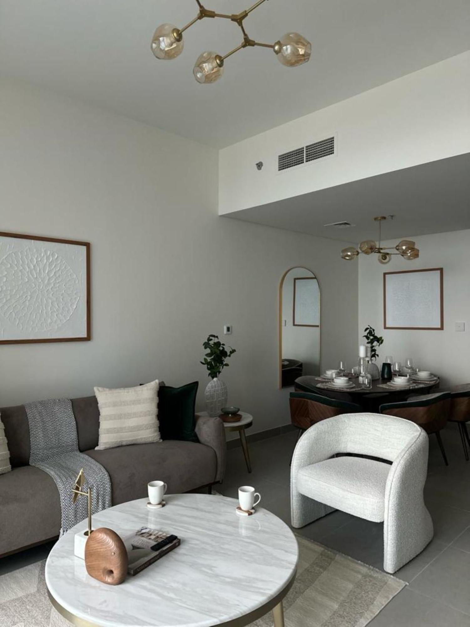 Serene 2bdr In Downtown Apartment
