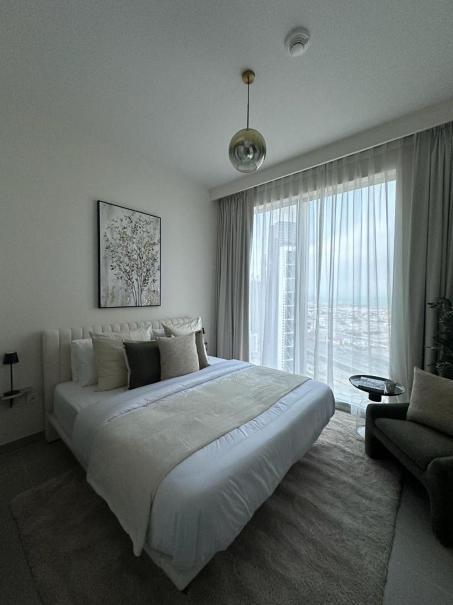 Serene 2bdr In Downtown Apartment *