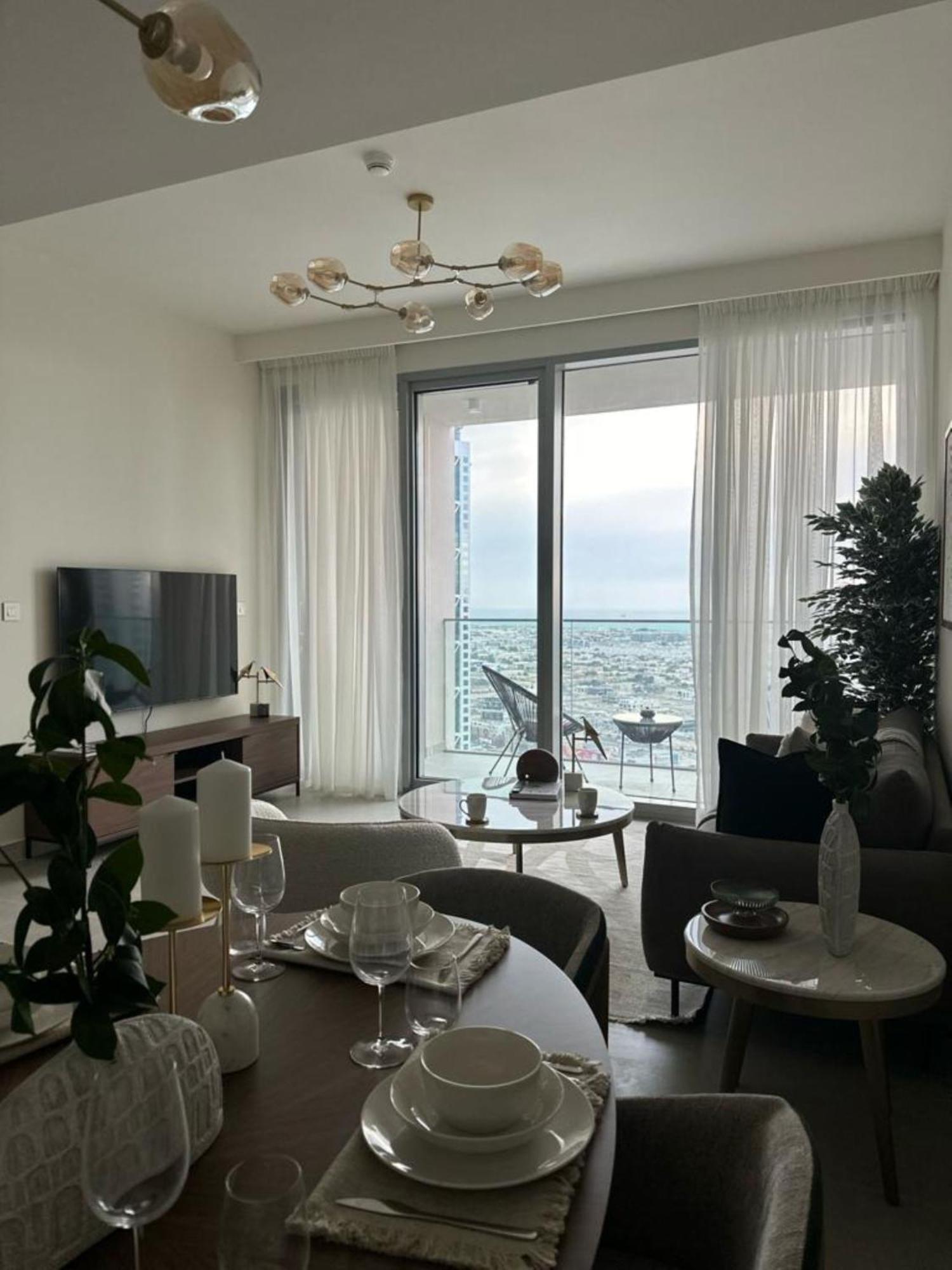 Serene 2bdr In Downtown *
