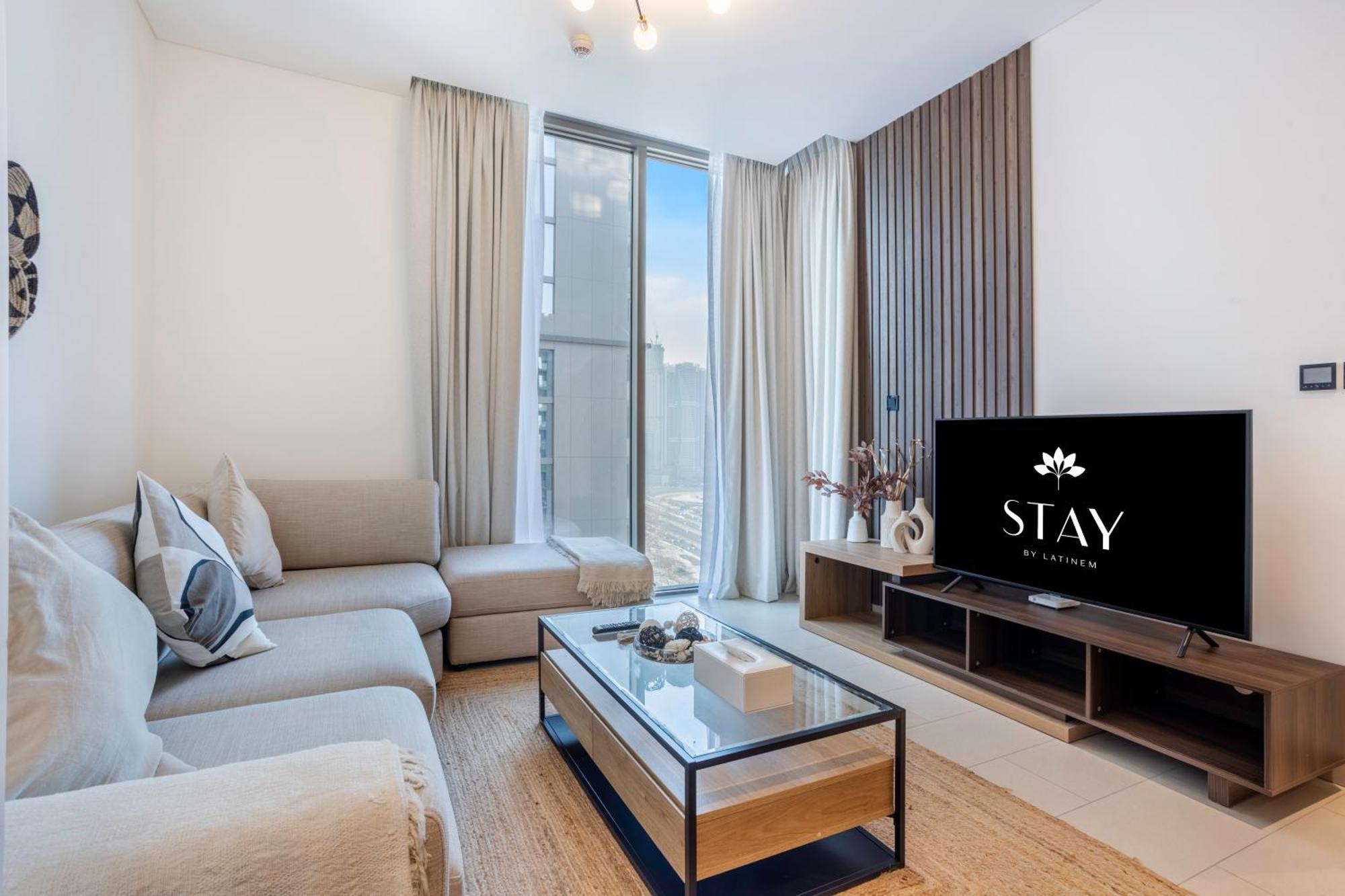 By Latinem Luxury 1br Cvr B2303 Near Burj Khalifa * Dubai