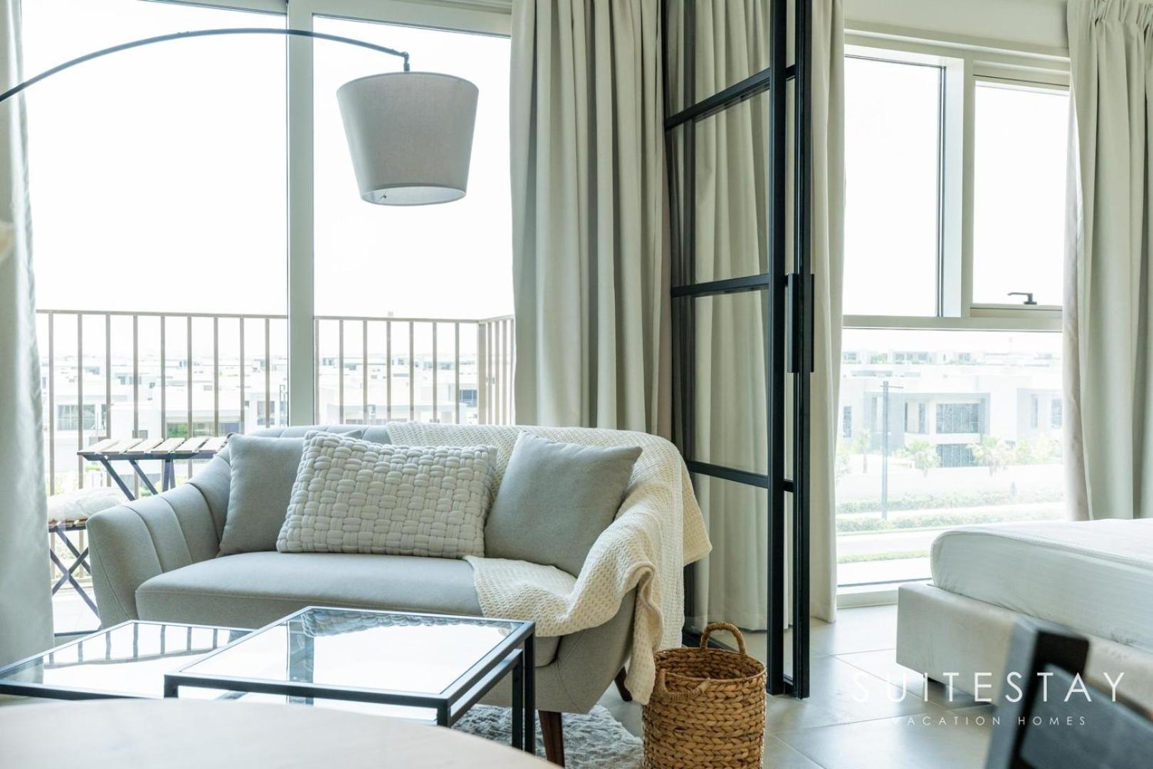 Apartment Chic One Bedroom With Cozy Interiors