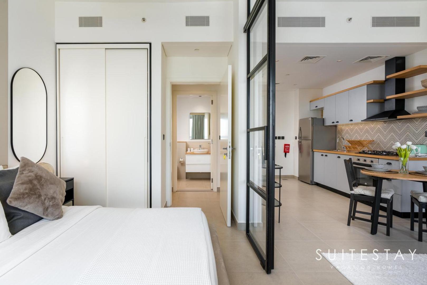 Chic One Bedroom With Cozy Interiors Apartment *