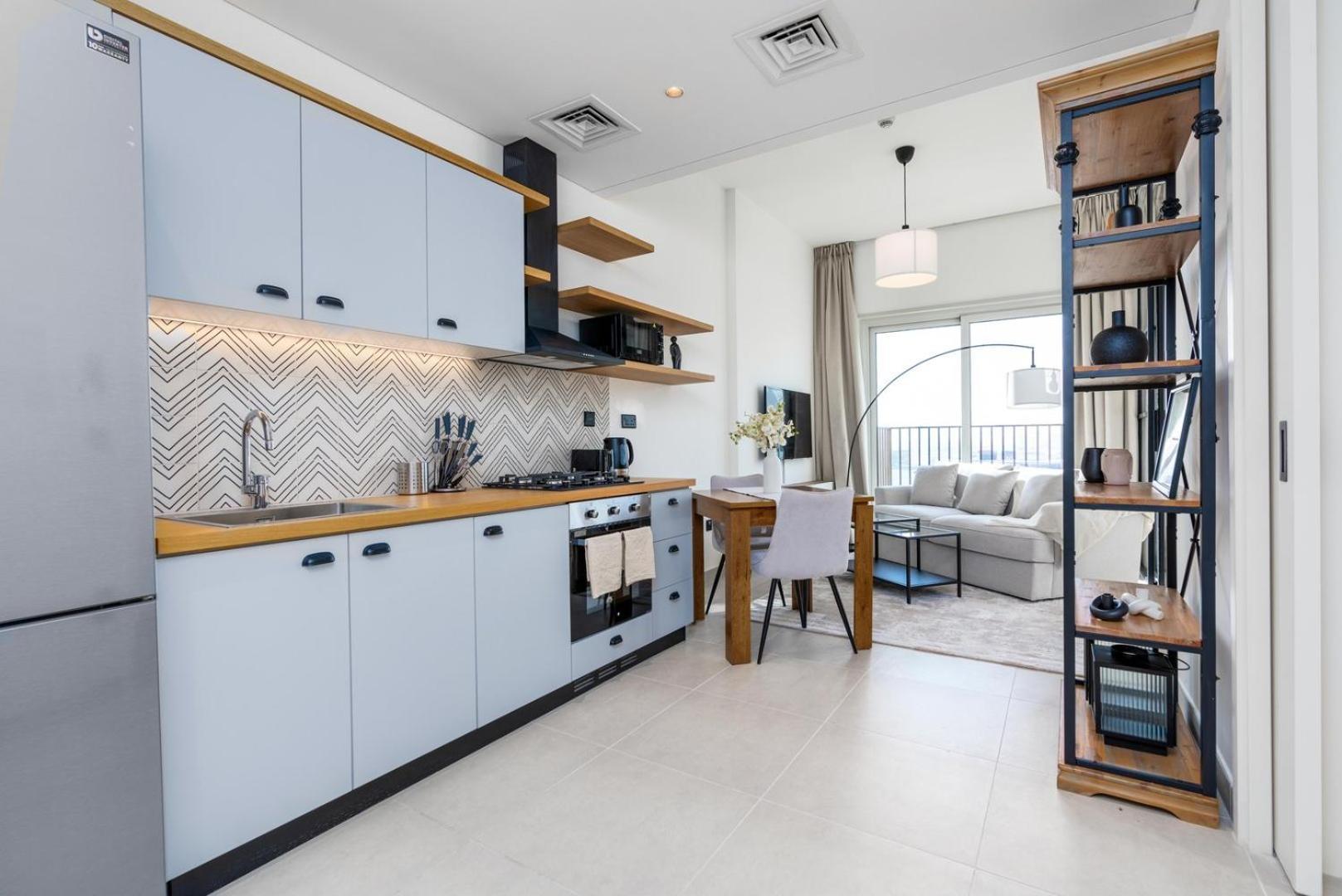 Chic Bright One Bedroom