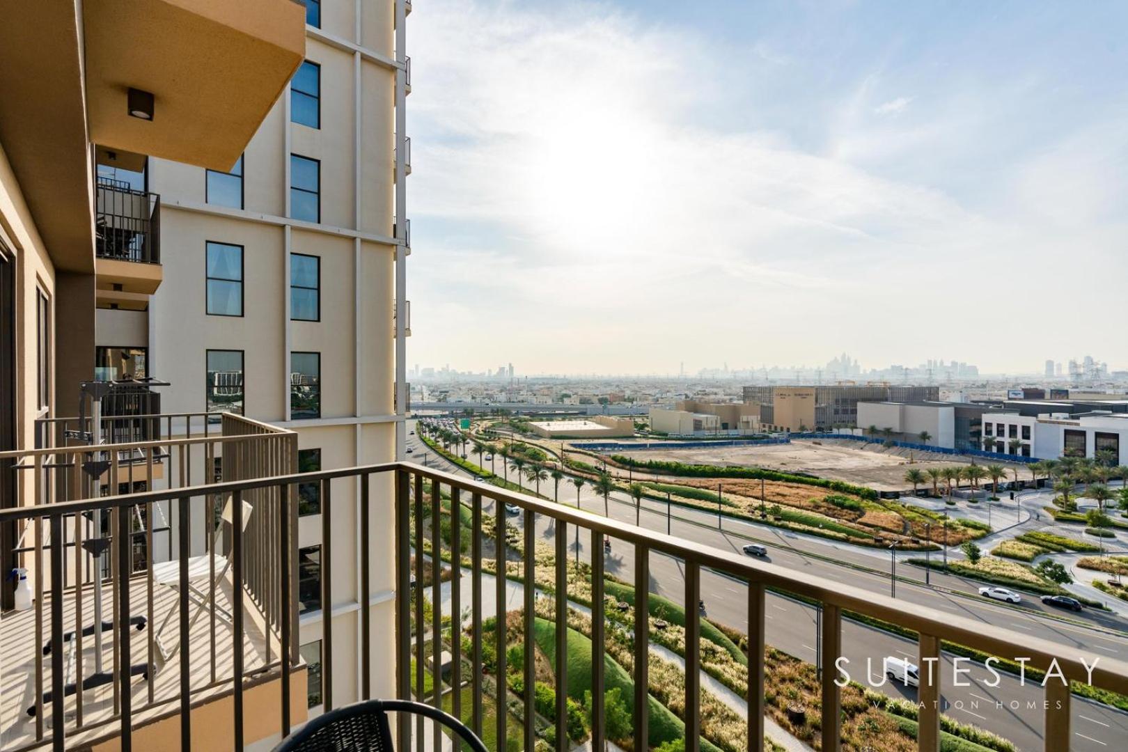 Apartment Chic Bright One Bedroom Dubai