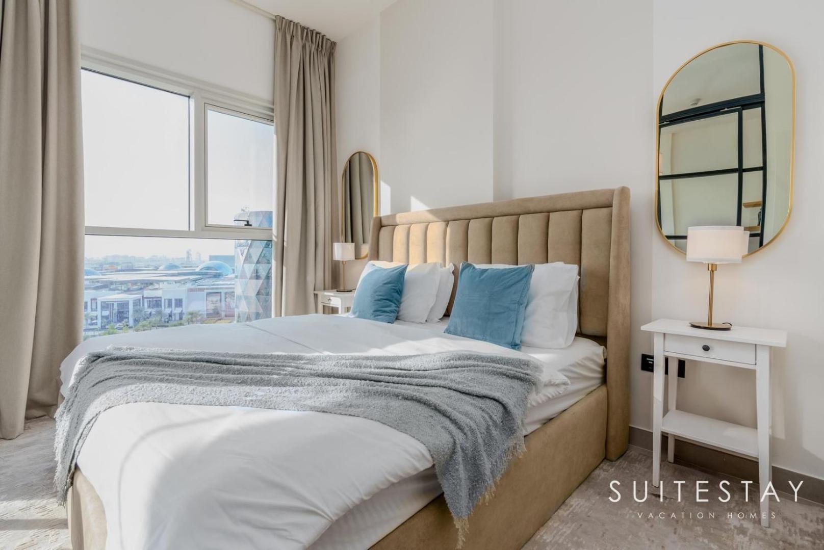 Apartment Chic Bright One Bedroom