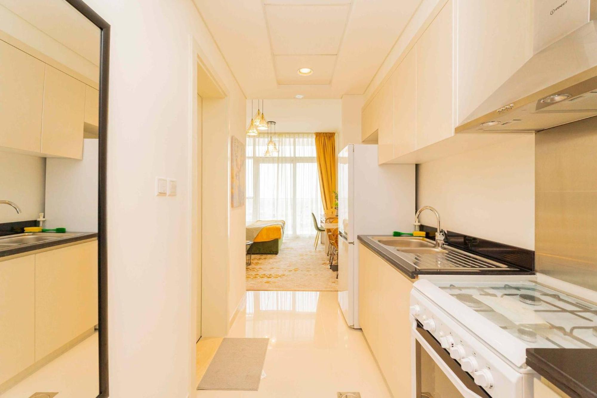 Golf View In Damac Hills - Luxury Living, Exclusive Amenities, By Think Realty Apartment *