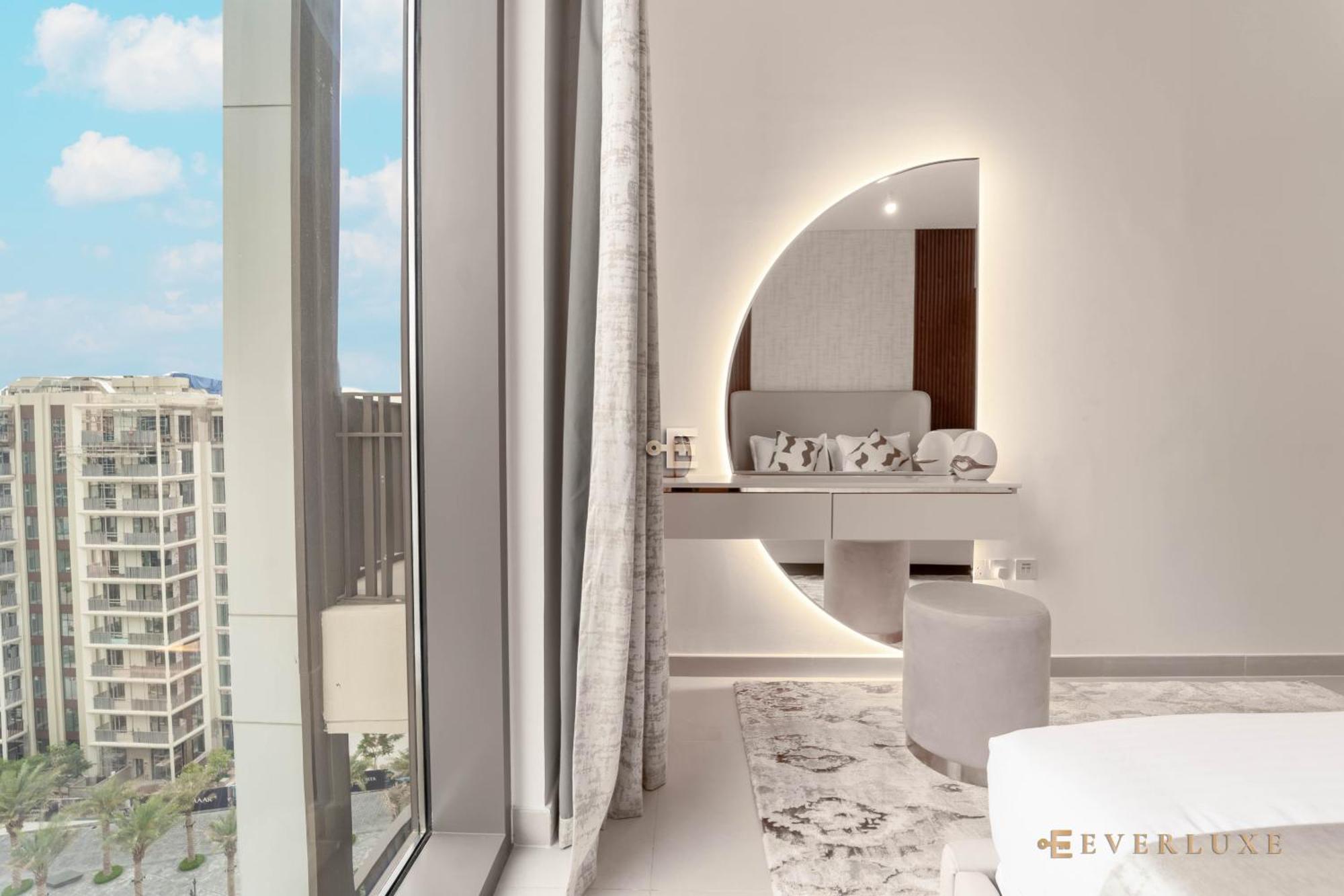 1-bedroom In Summer At Creek Apartment *