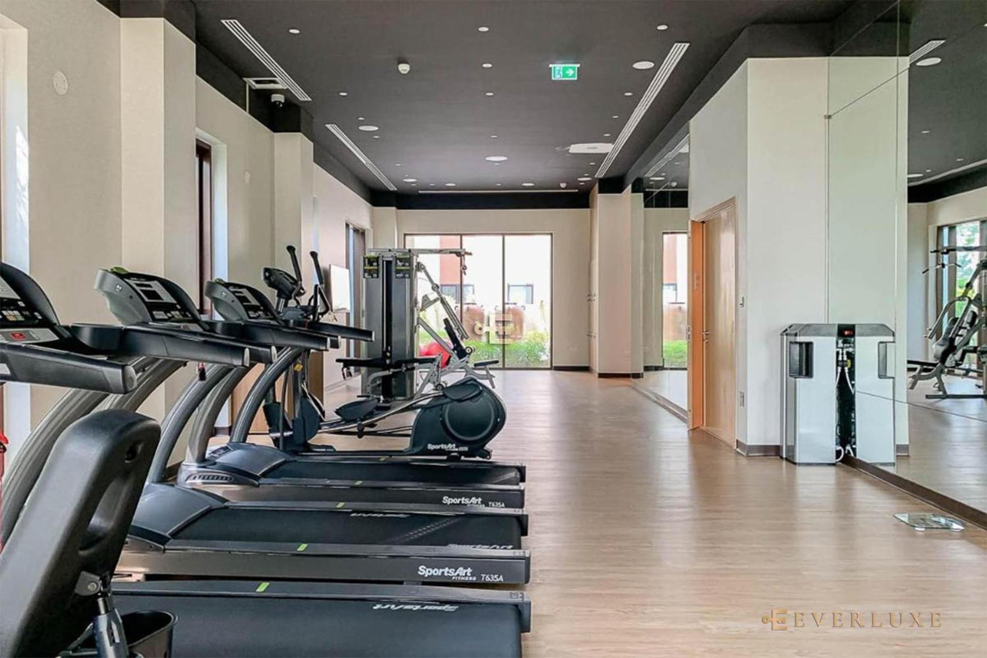 Apartment 1-bedroom In Summer At Creek *