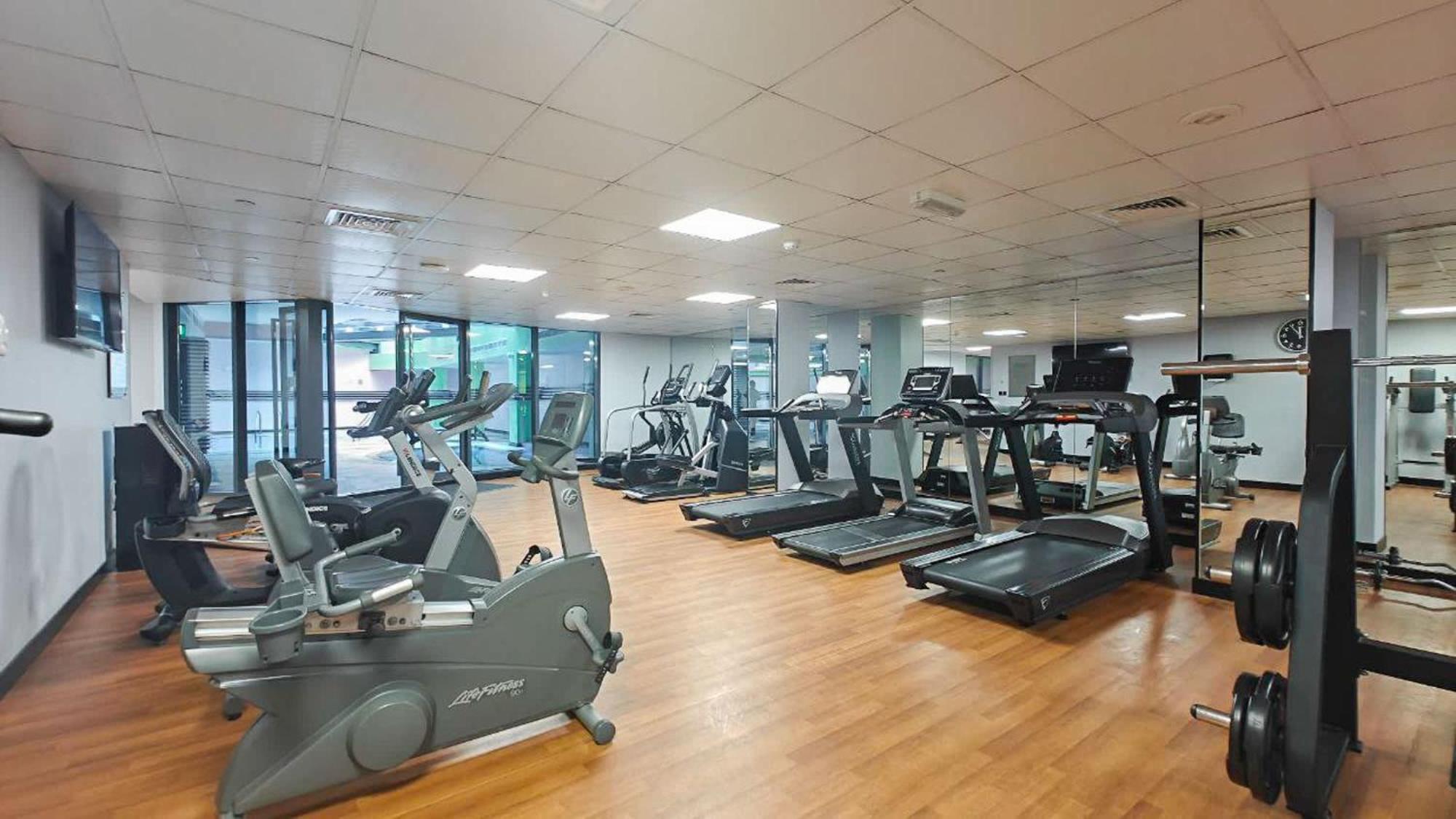 Delightful 2-bedrooms With Homey Charm In Marina Apartment Dubai
