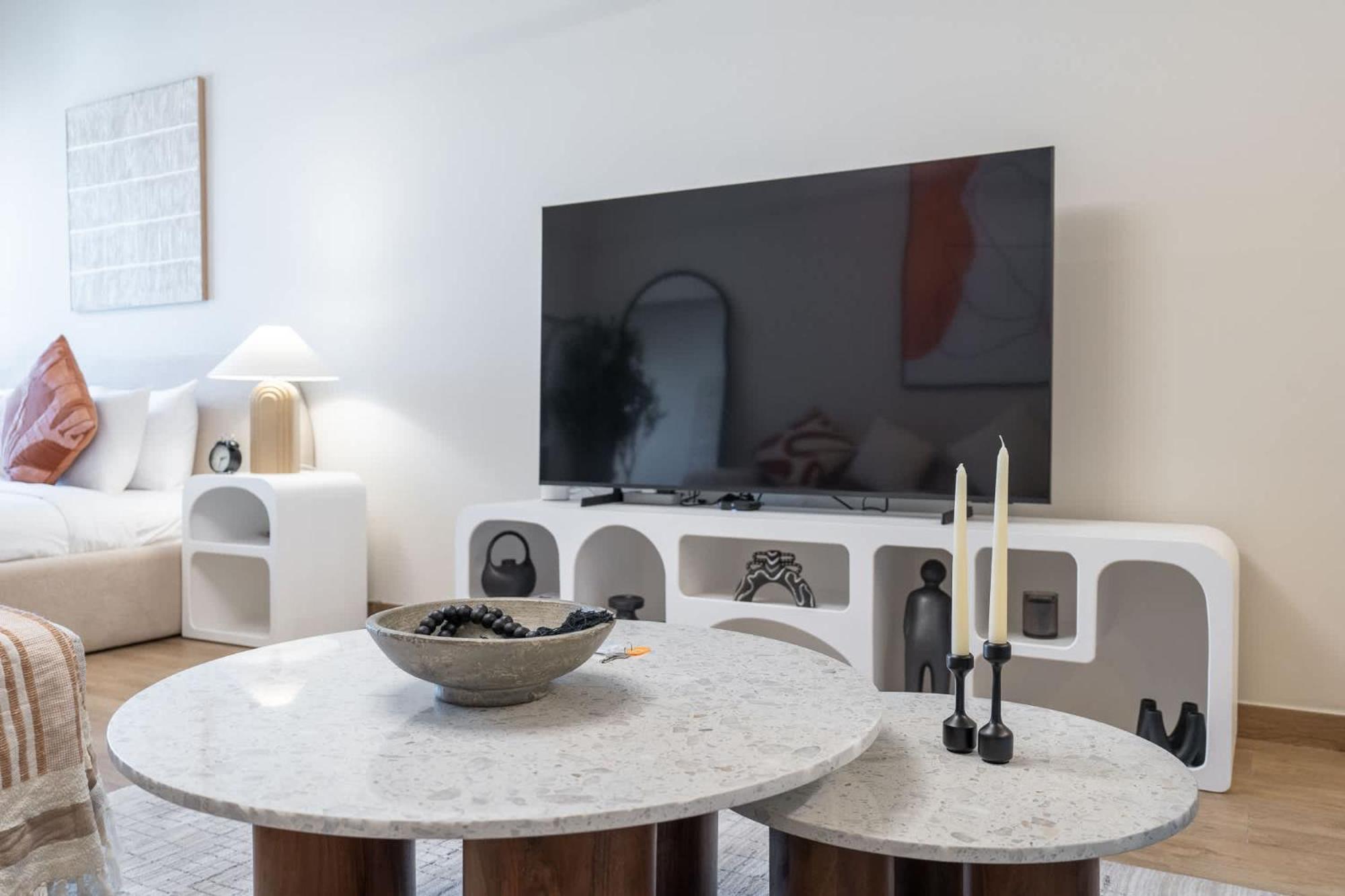 Chic Modern For 2 In Jvc!