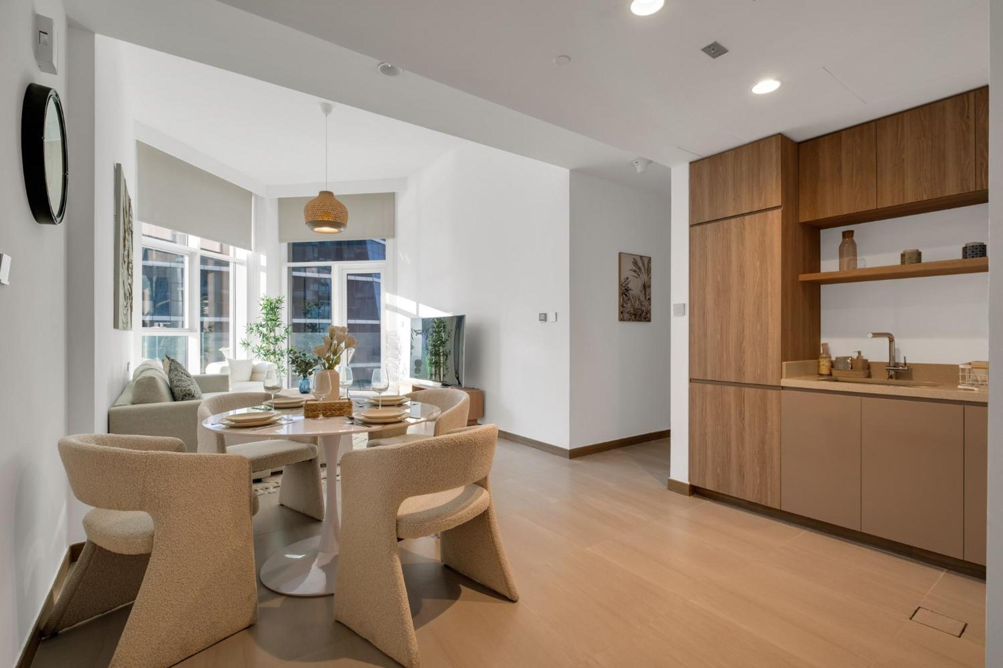 2br Luxury Retreat - Stunning Canal And Sea View Dubai