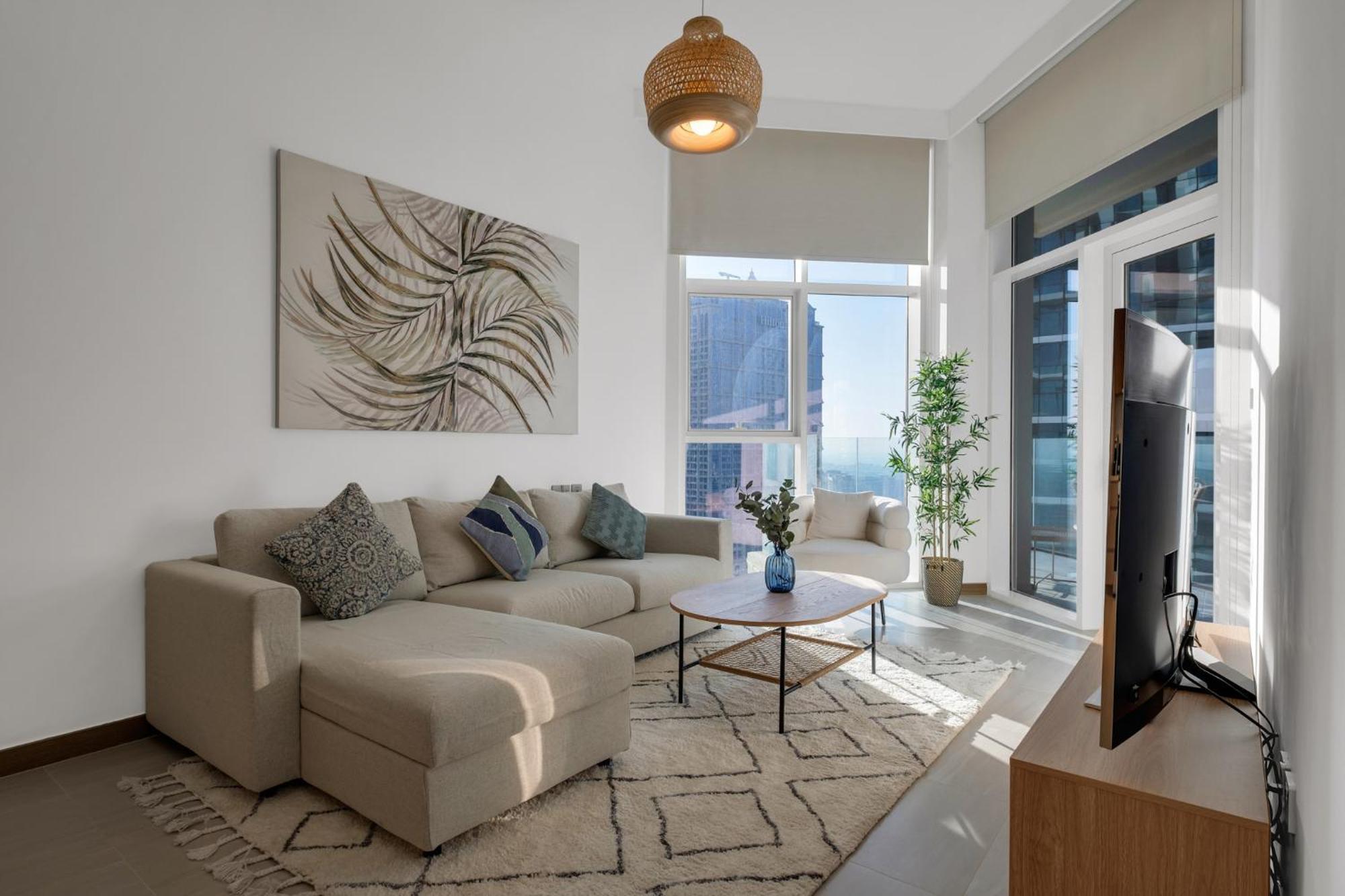 2br Luxury Retreat - Stunning Canal And Sea View Apartment