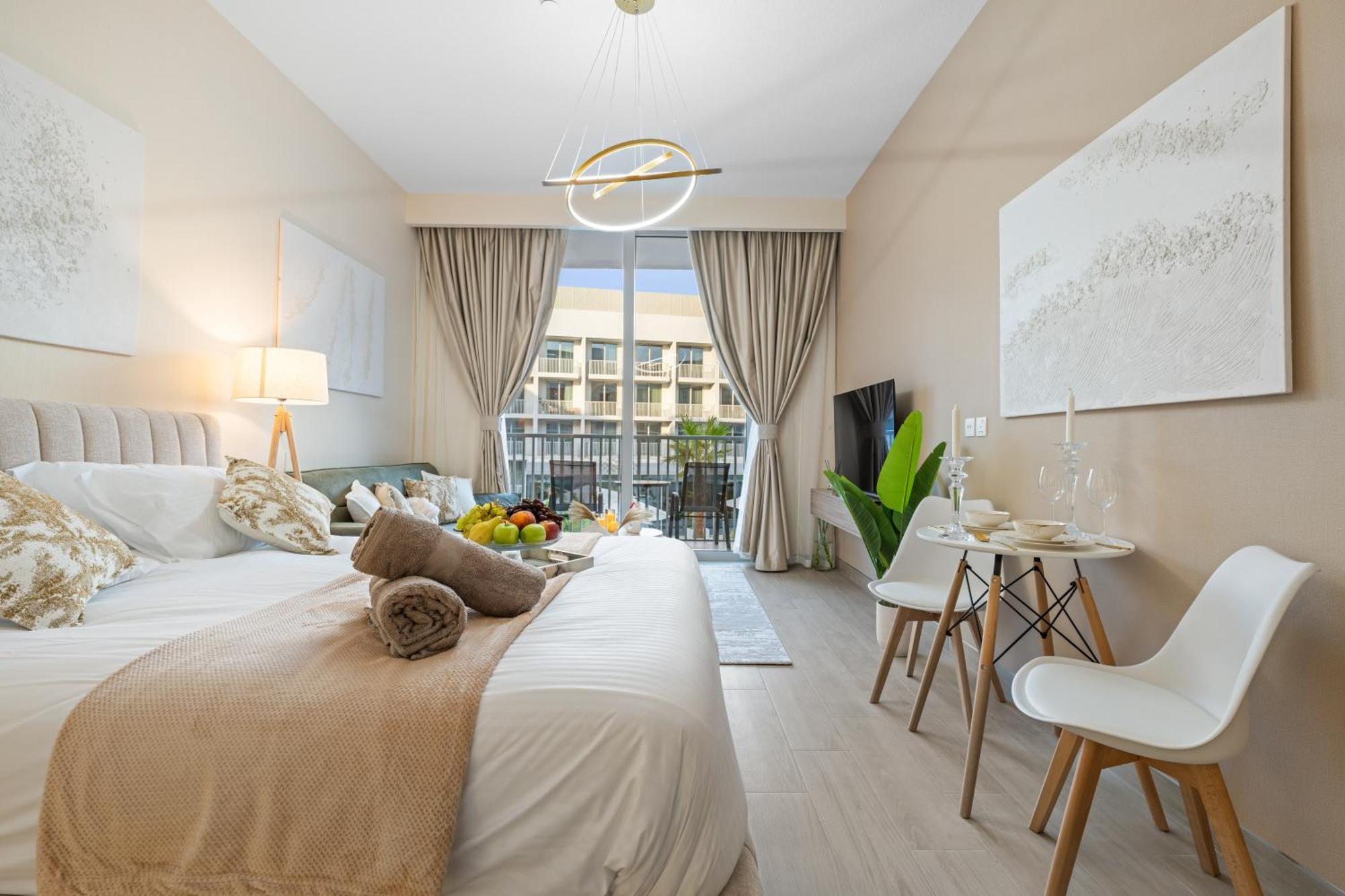 Luxury Santorini Style Apartment
