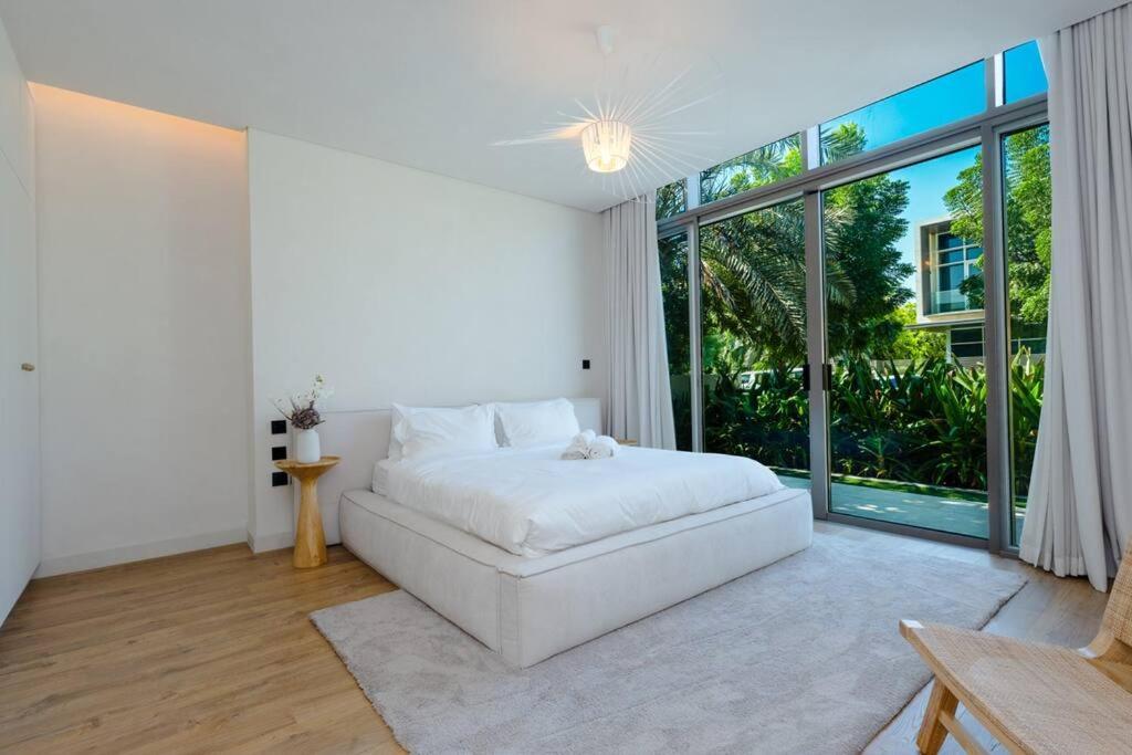 Hills - Modern 5 Bedroom Expansive By Tlre Homes Apartment Dubai