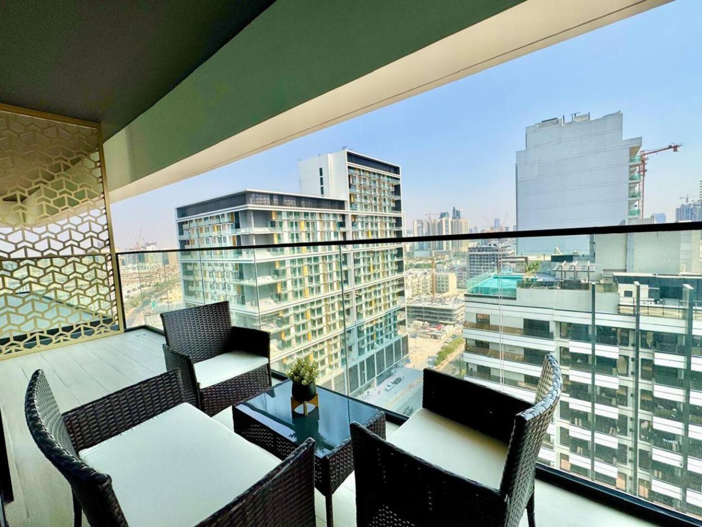 Apartment Elegant 2-bedroom Dubai