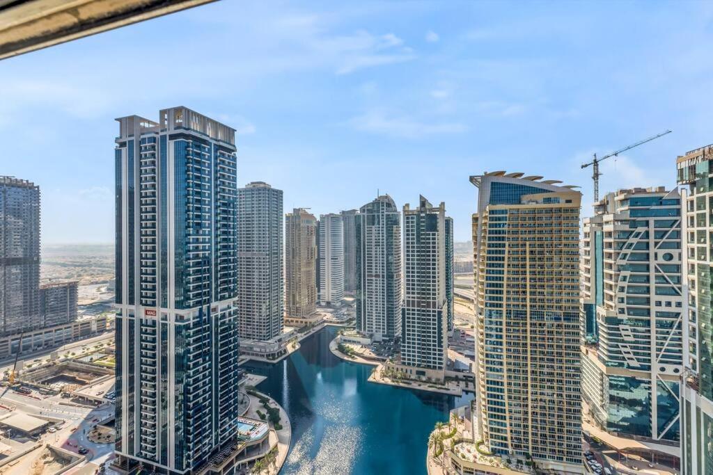 Apartment Waves - Charming With Views Close To Metro