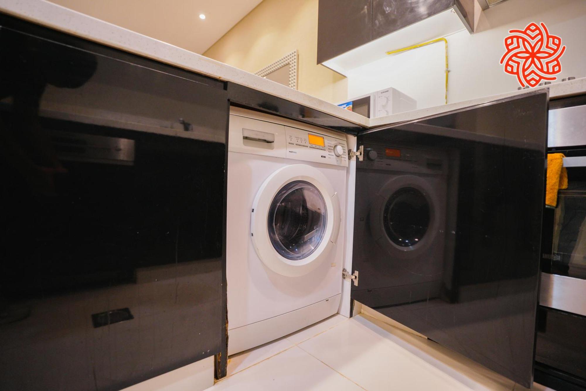 Apartment Alashrafia Saray- Classy 1bdr In Canal Views Dubai