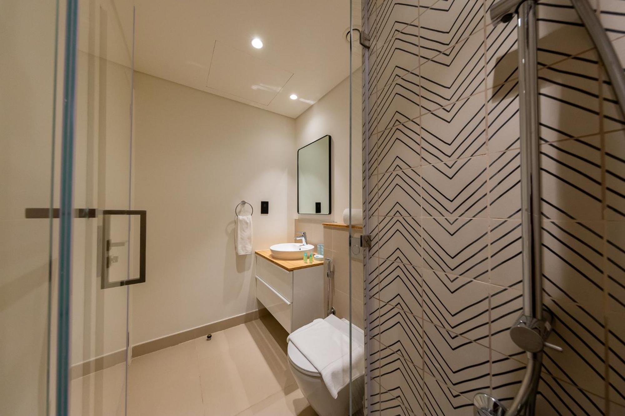 Beautiful & Quirky New 1br In Hills *
