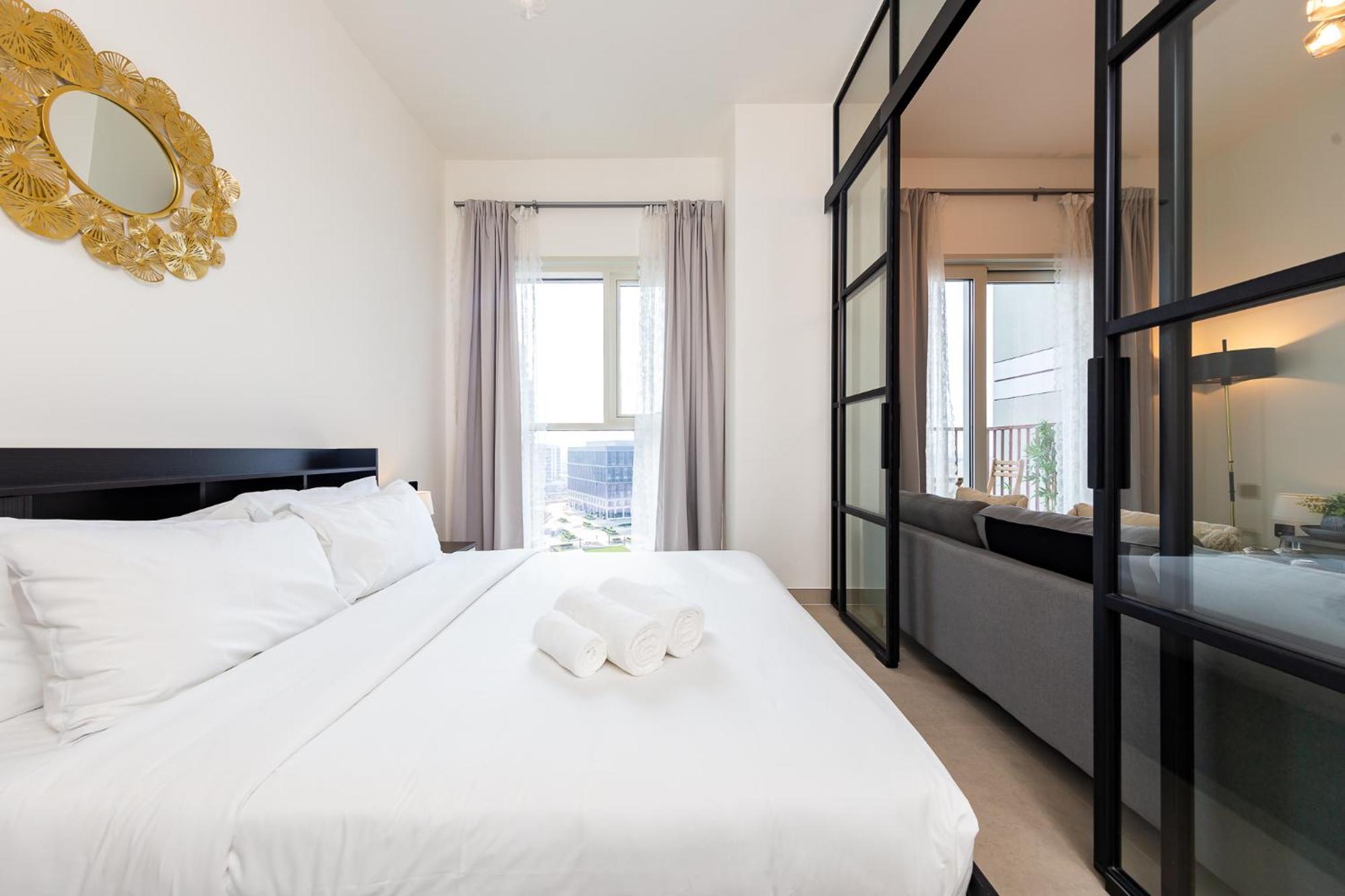 Beautiful & Quirky New 1br In Hills