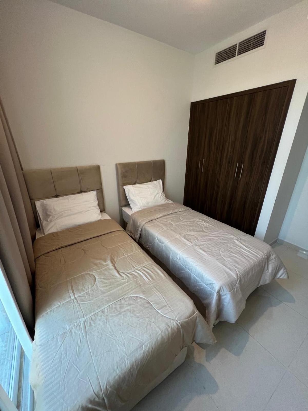 Villa Townhouse Damac Hills 2 *