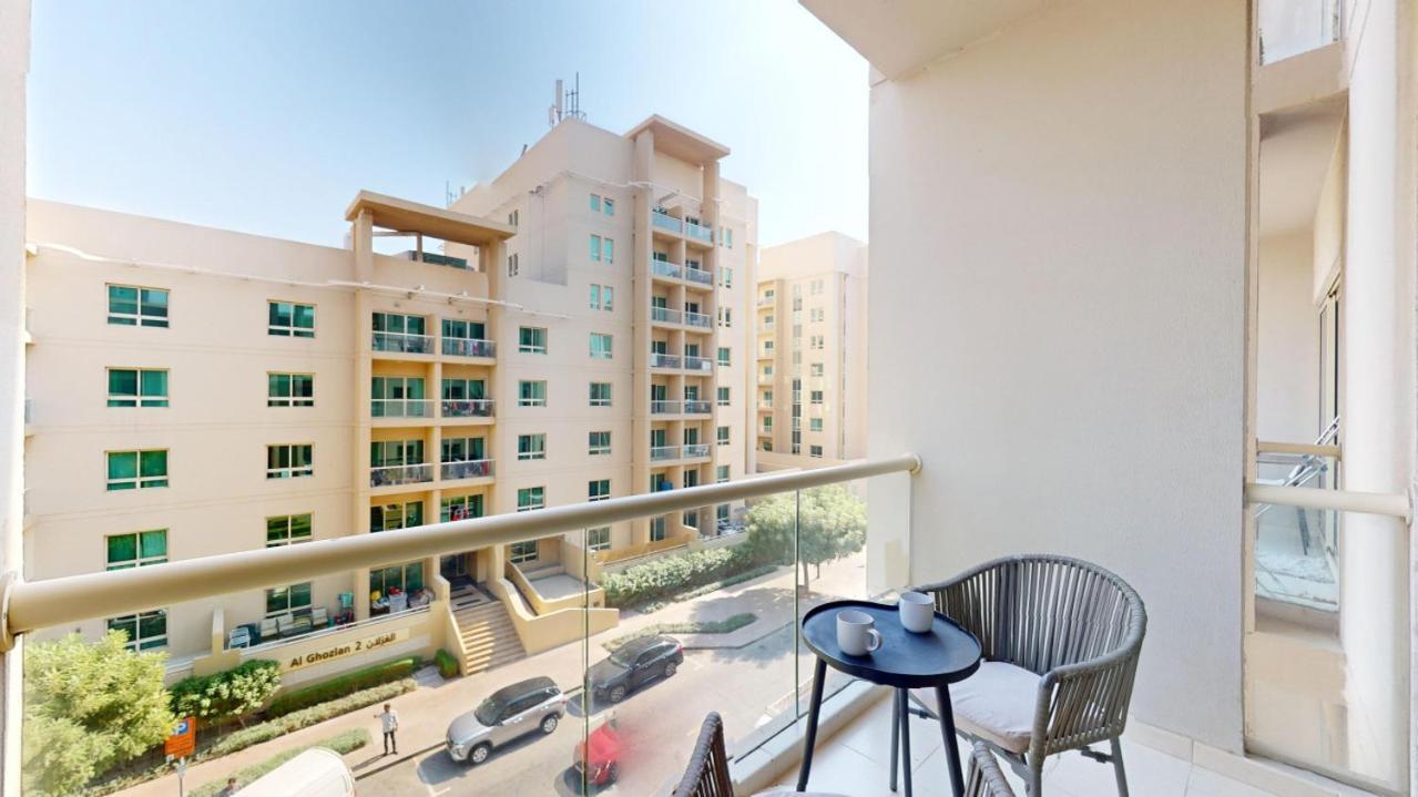 Apartment Al Samar 3 - Chic Upgraded In The Greens Dubai