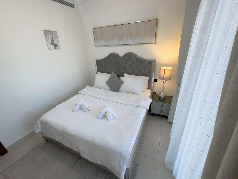 Apartment Cozy 1br 10 Min From Downtown Dubai