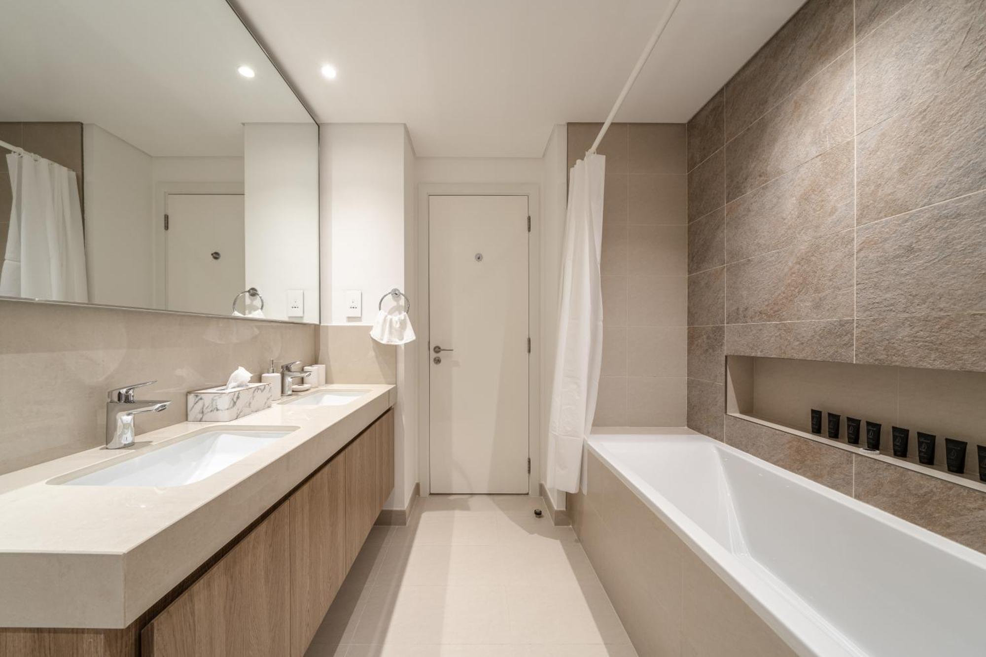 Peaceful Dunes 1 - Burj Khalifa & Mall Apartment Dubai