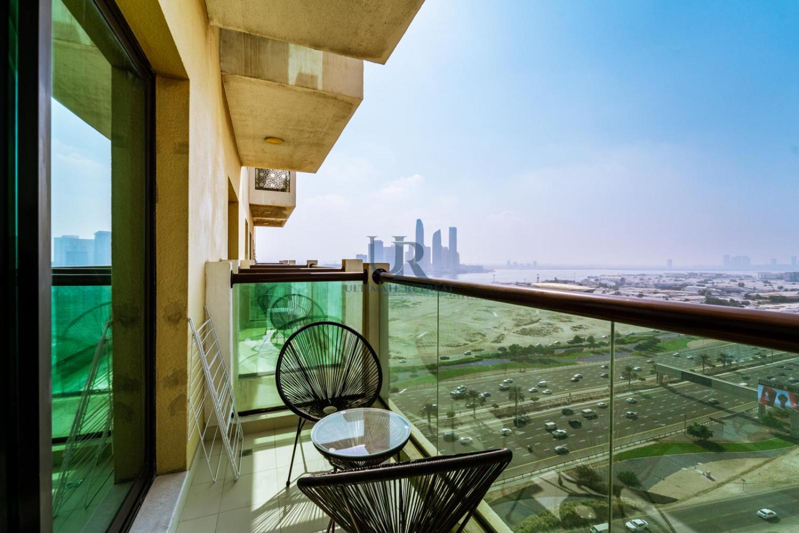 Huge 1-bedroom In Al Jaddaf Near Metro 11 Mins From Trade Fair Apartment *