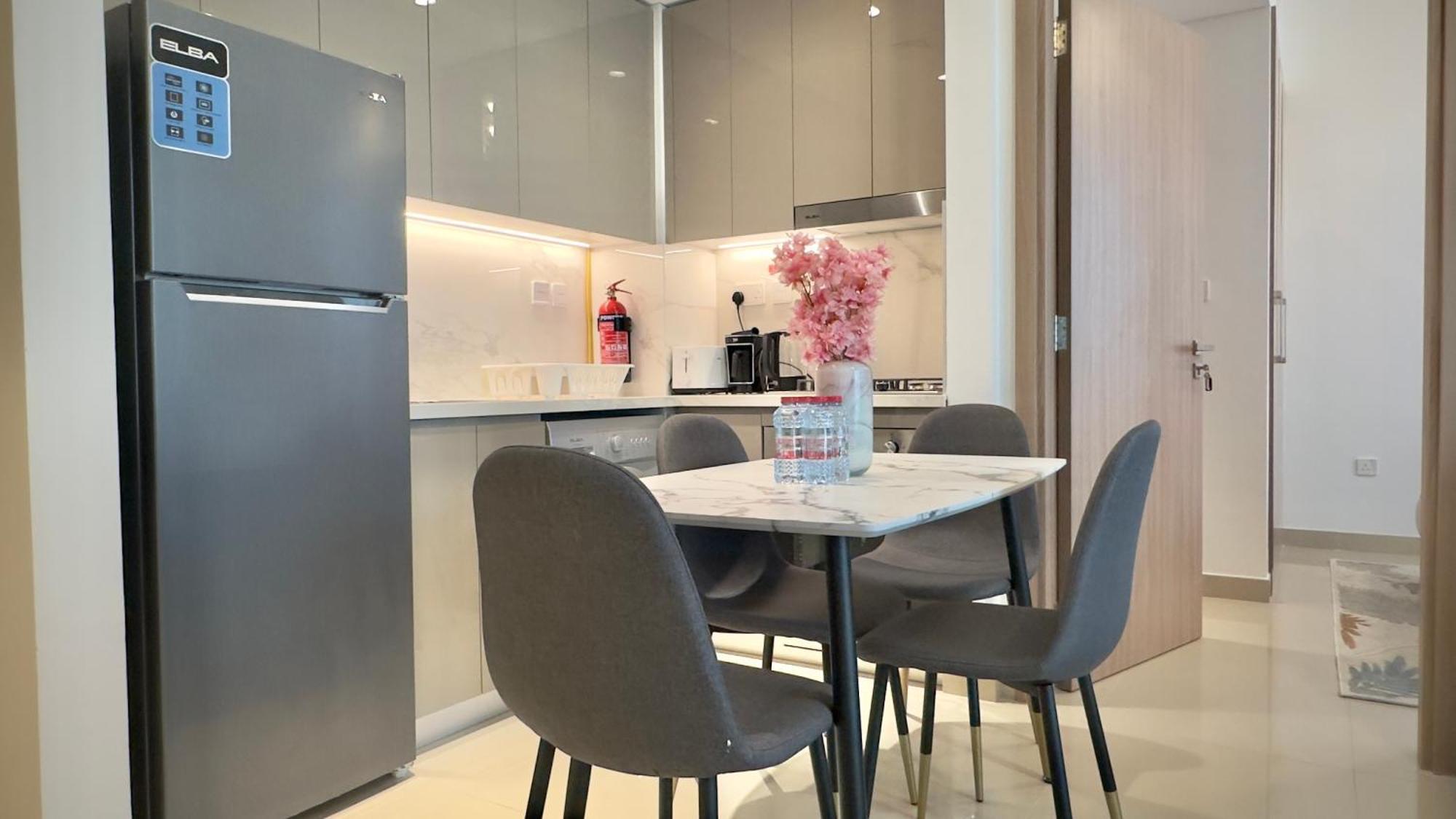 Quiet 2br Retreat In A Scenic Garden Environment By Bhavan Dubai