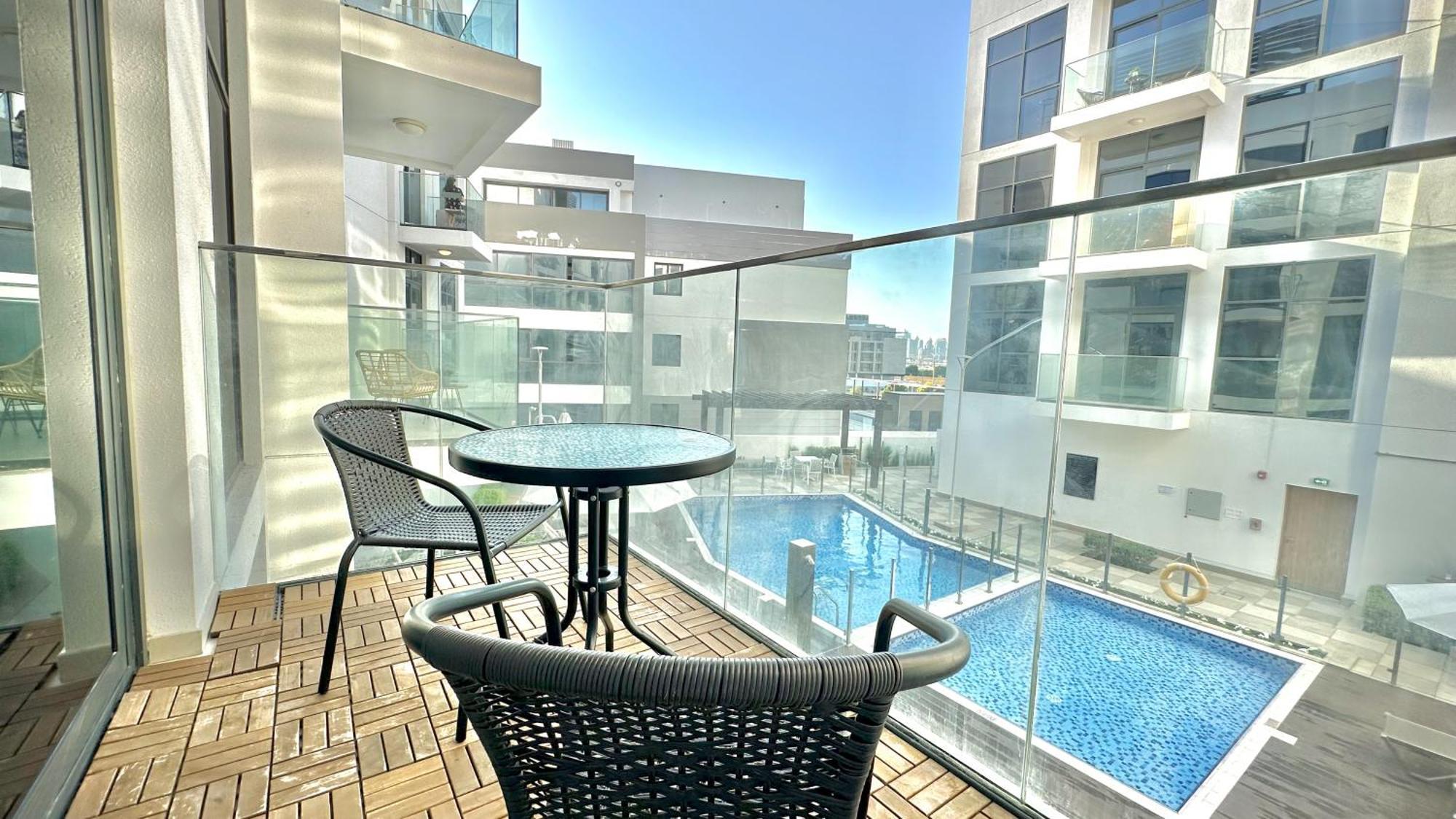 Quiet 2br Retreat In A Scenic Garden Environment By Bhavan Apartment
