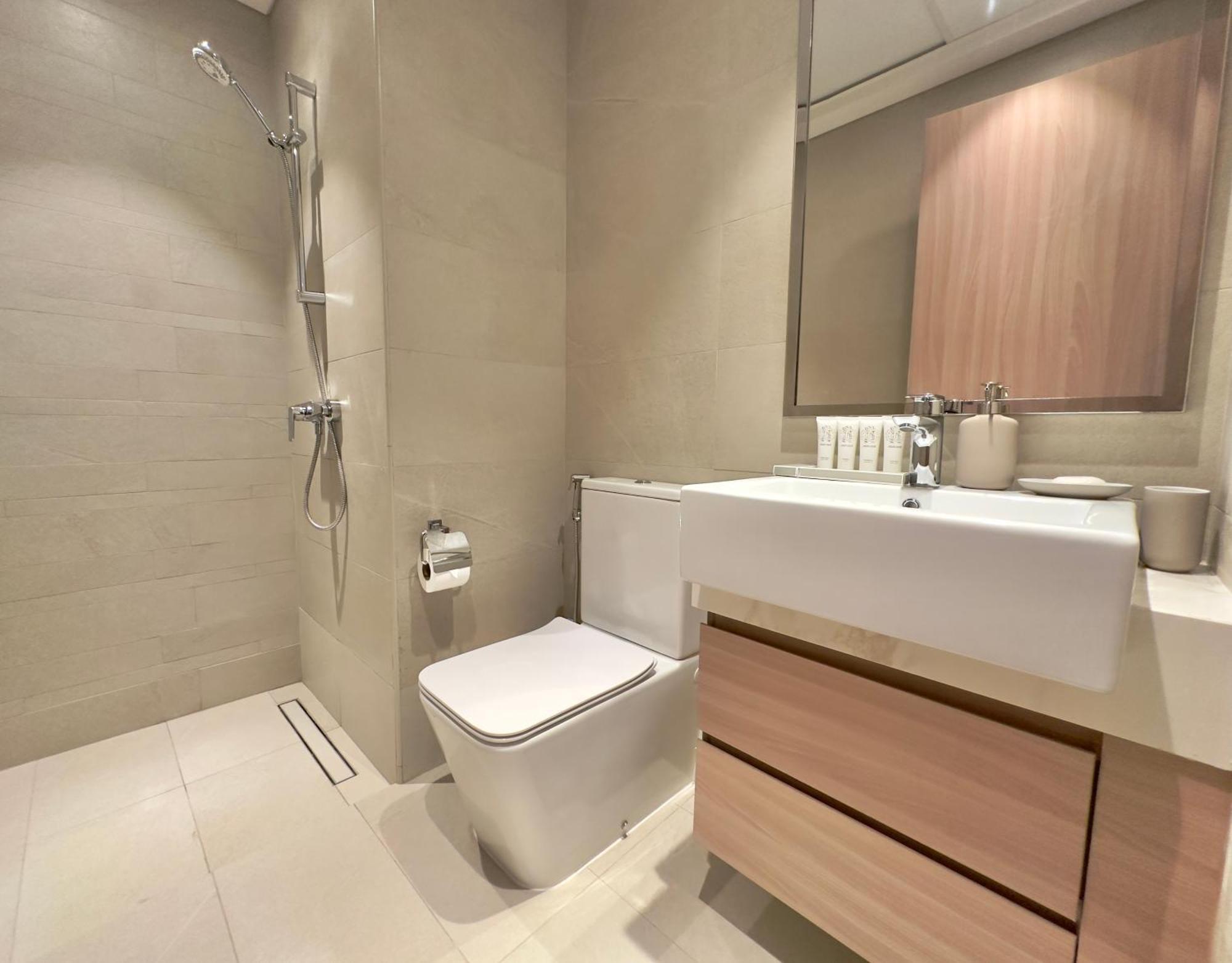Quiet 2br Retreat In A Scenic Garden Environment By Bhavan Dubai