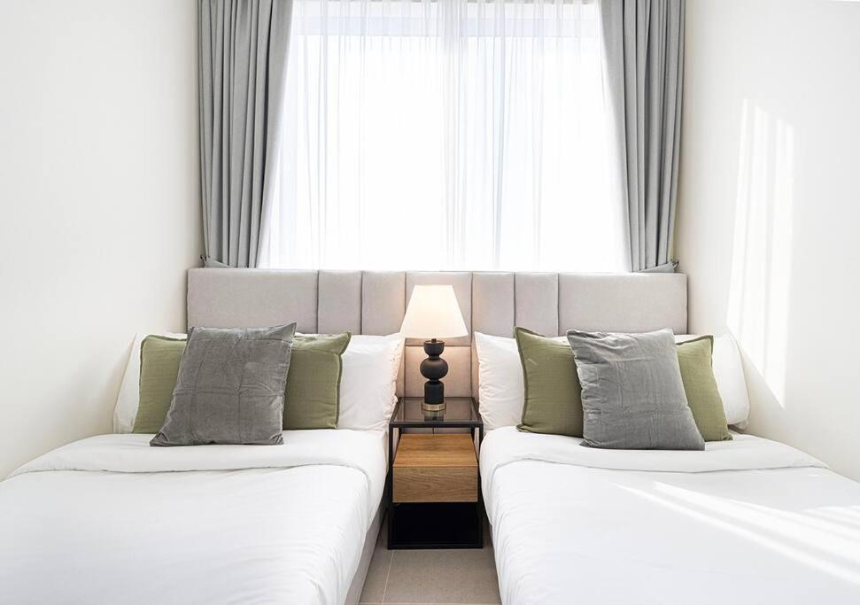 Apartment Downtown Sky High Luxury I And Sea Views I Opp Mall Burj Khalifa *