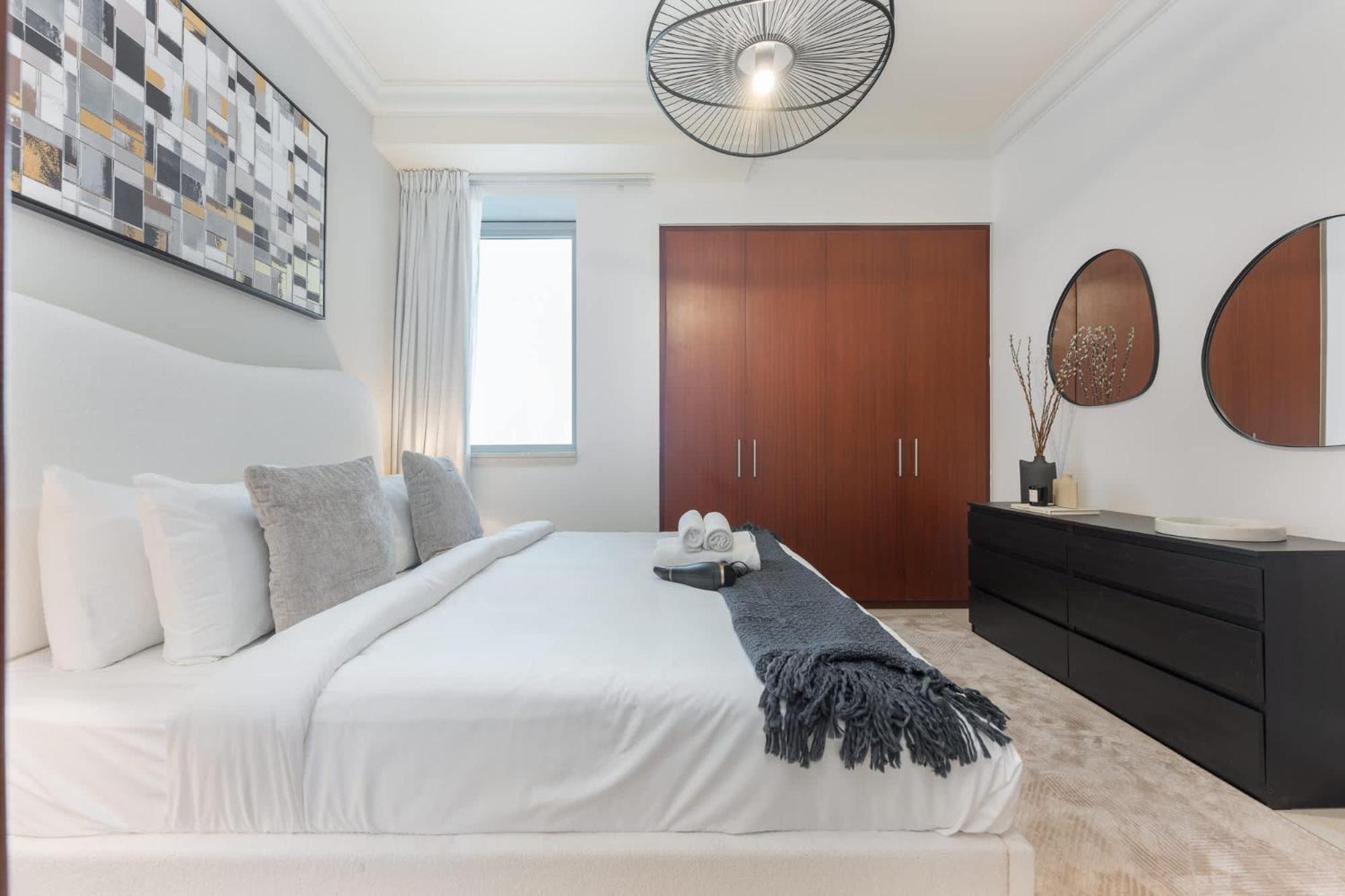 Incredible 2-bedroom Near Marina Mall At Al Murjan Tower * Dubai