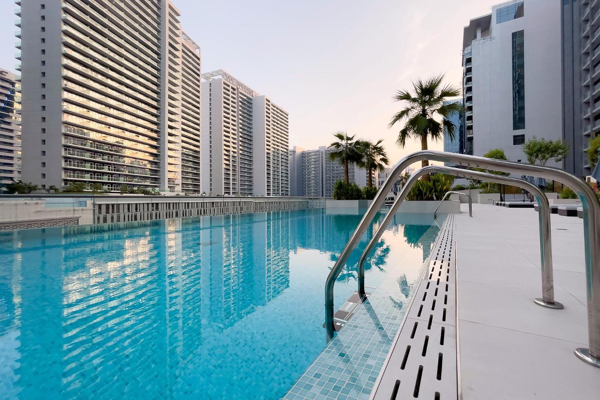Apartment Downtown Sterling West Dubai