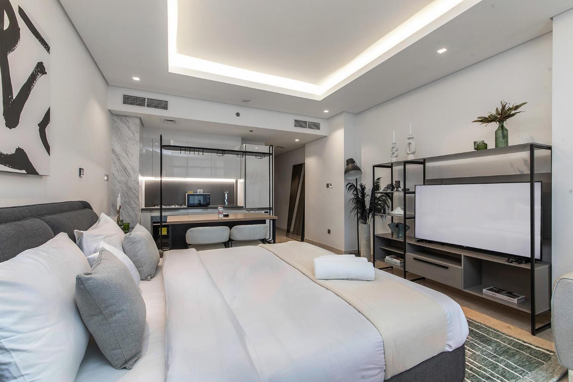 Downtown Sterling West Apartment Dubai