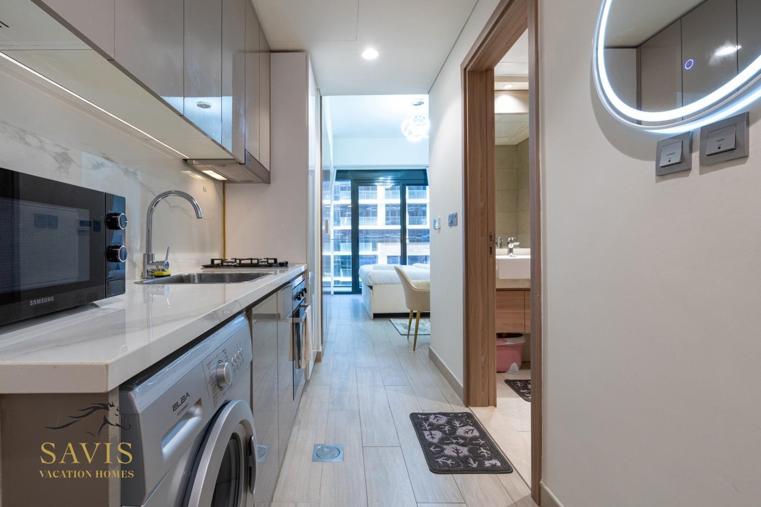 Cozy Brand New In Meydan Dubai